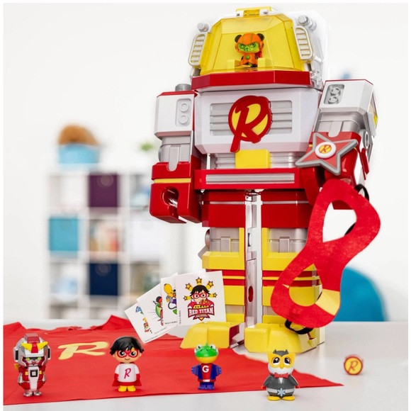 Ryan's World Mega Mecha Titan Robot - Picture 3 of 6